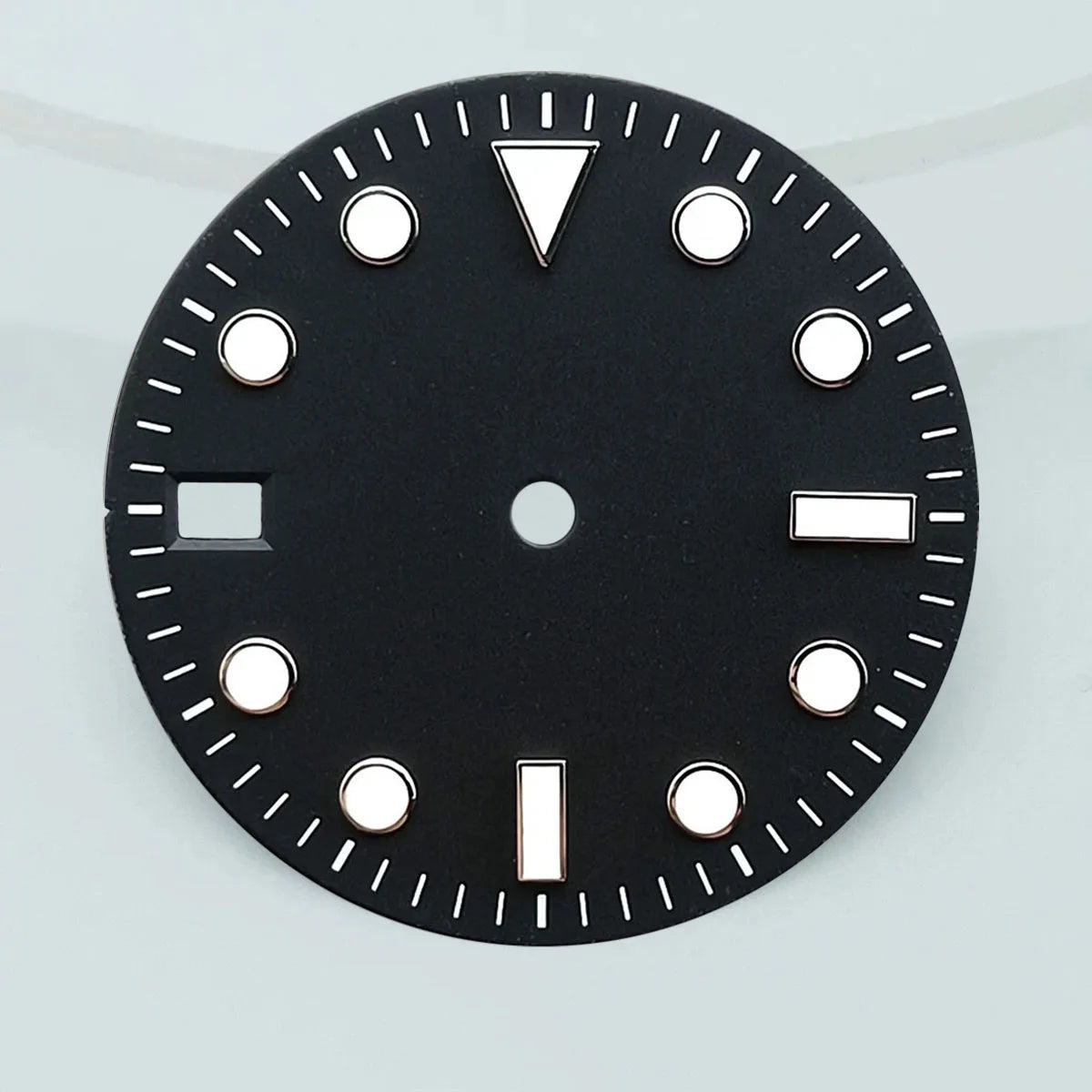 28.5mm dial diameter NH35/NH36 movement luminous dial with single calendar watch accessories customizable dial DIY logo